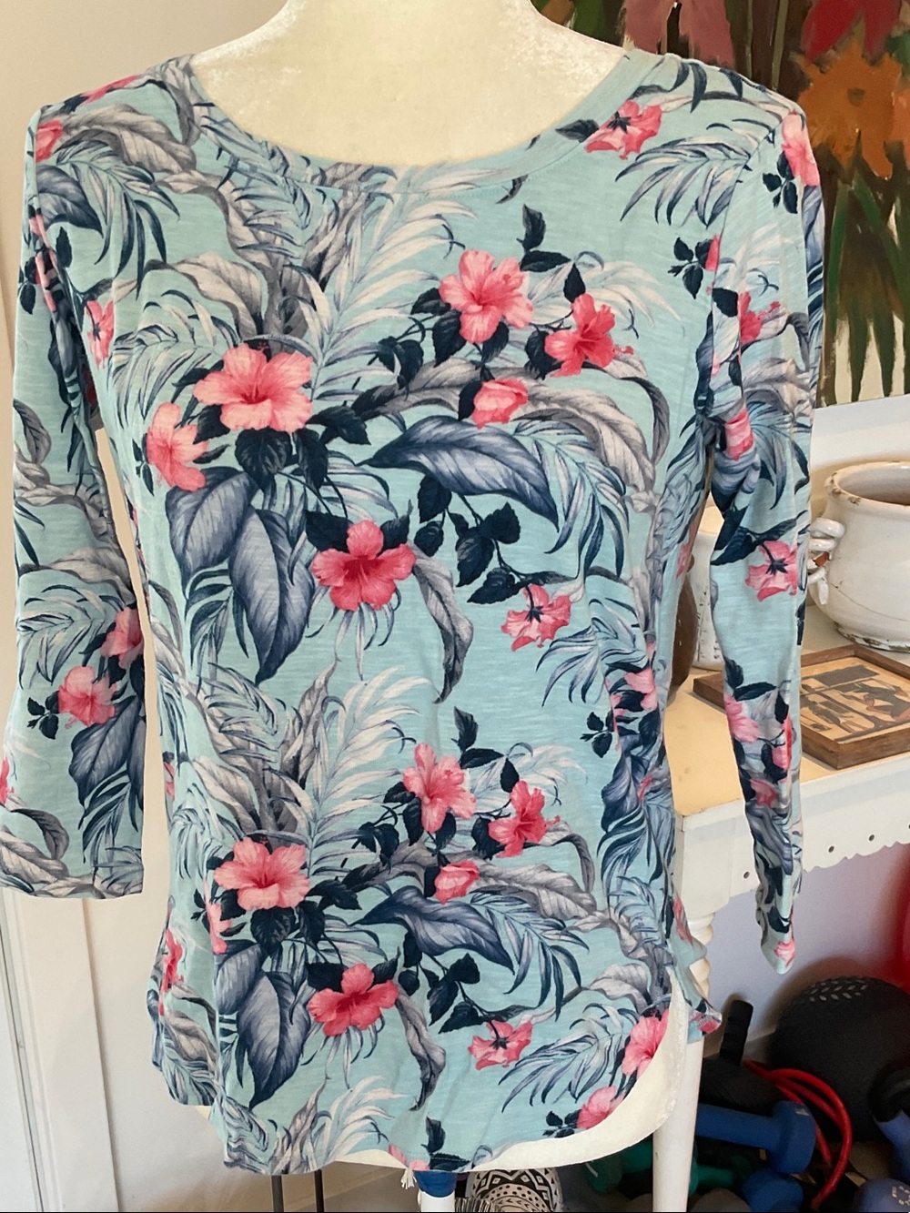Tommy Bahama Ashby Isles Light Blue Floral 3/4 Sleeve Tee